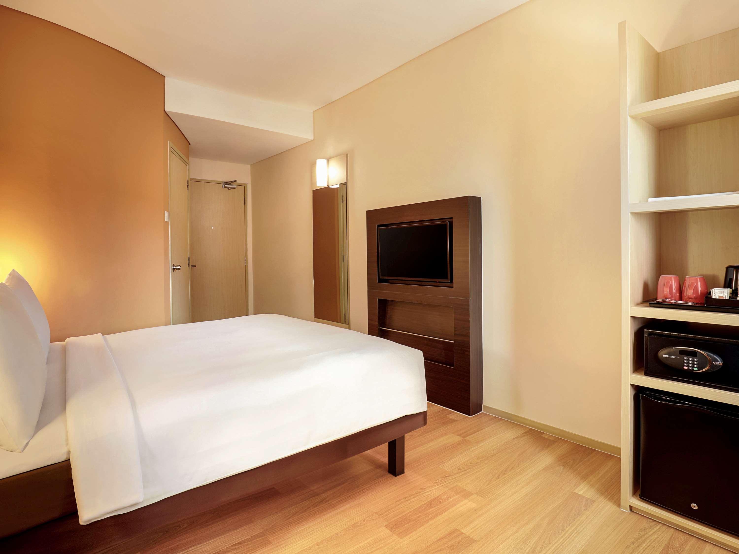 Ibis Jakarta Harmoni Εξωτερικό φωτογραφία