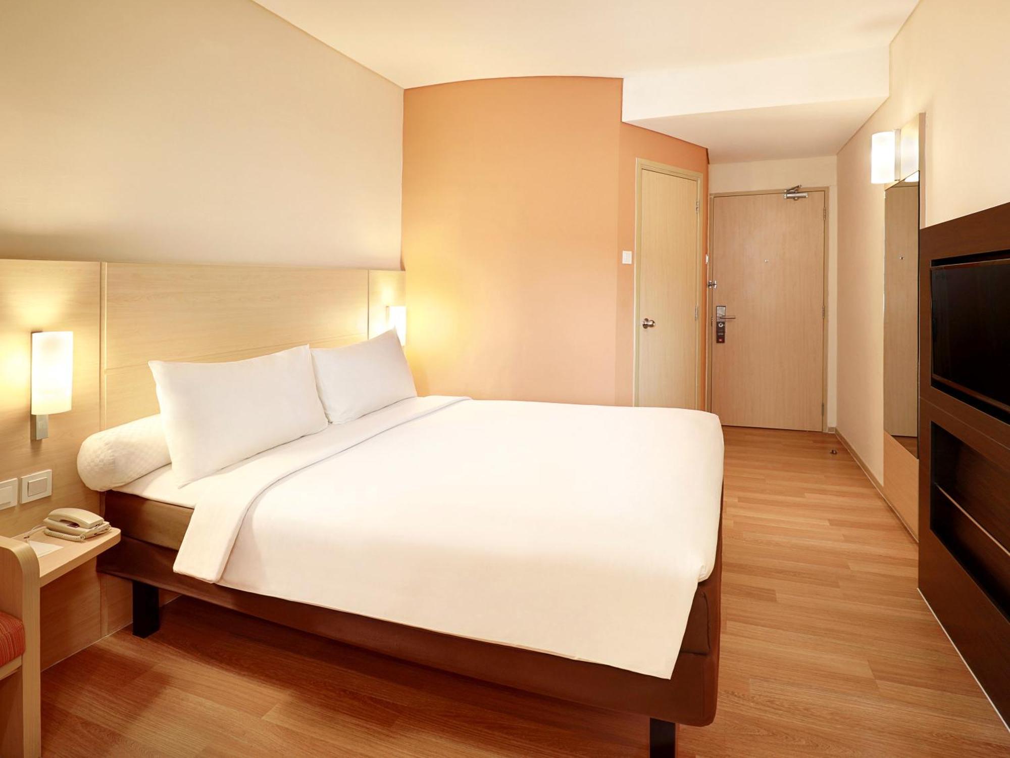 Ibis Jakarta Harmoni Εξωτερικό φωτογραφία